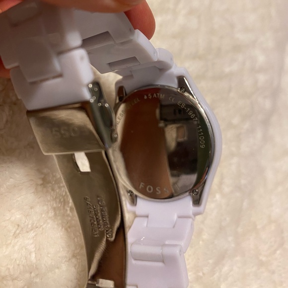 Fossil White Three Hand Ceramic Watch - Picture 6 of 7
